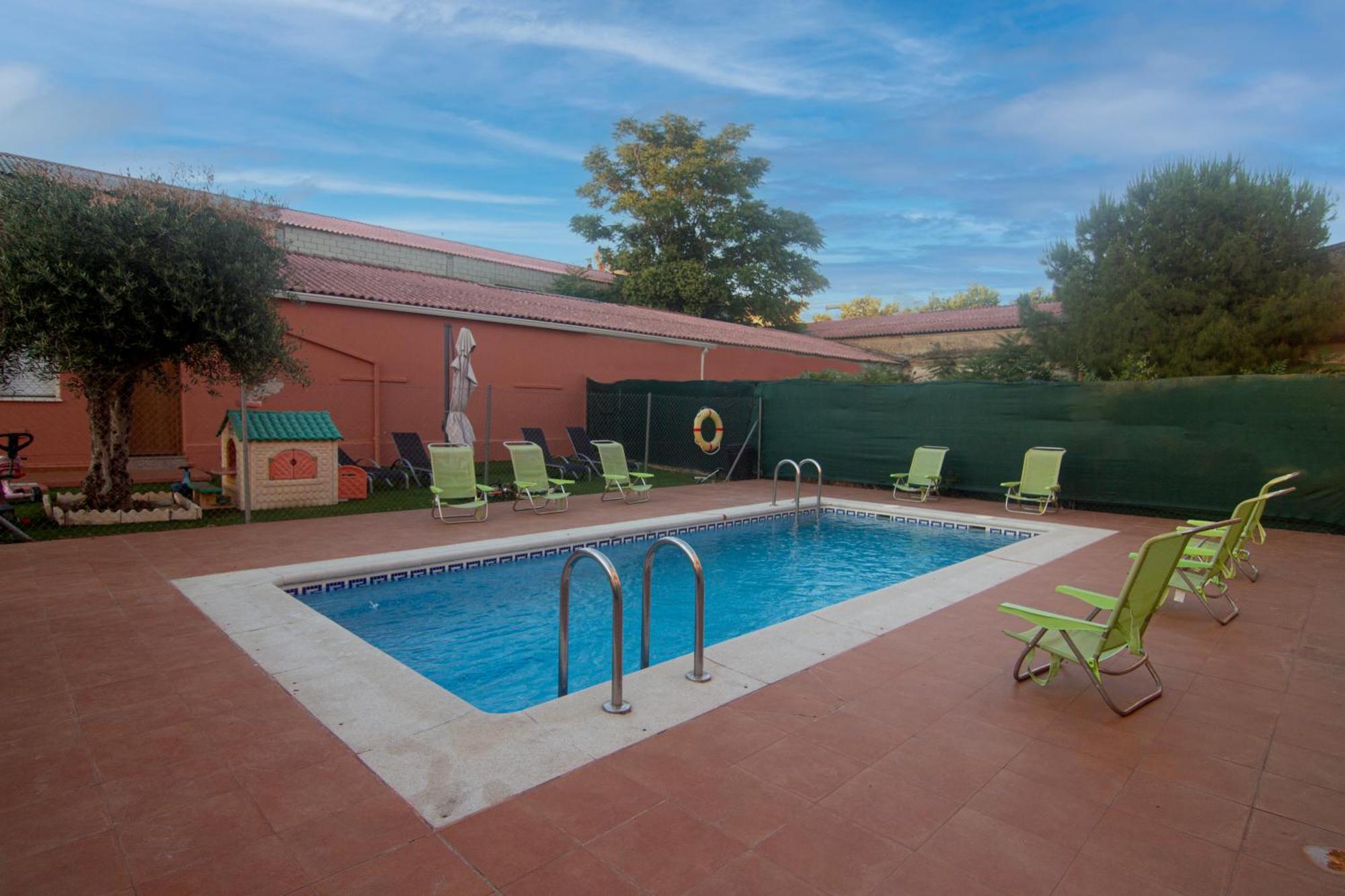 Apartamentos Turisticos Domus Aquae Merida Bagian luar foto
