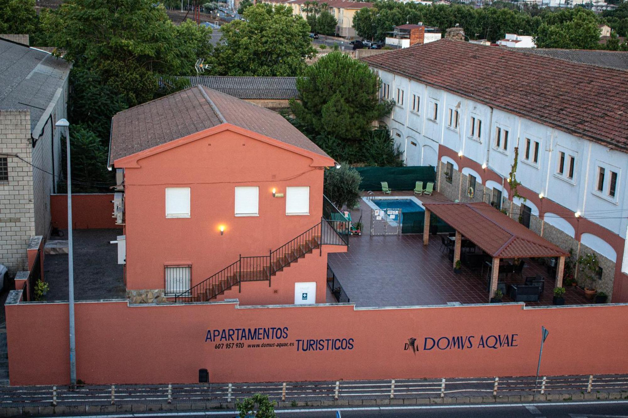 Apartamentos Turisticos Domus Aquae Merida Bagian luar foto